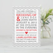Invitation Chevron parfait/rouge et gris de zigzag (Debout devant)