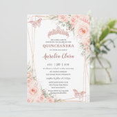 Invitation Chic Blush Floral Rose Gold Butterfly Quinceañera (Debout devant)
