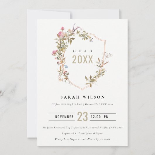 Invitation Chic Dusky Rose Blush Fleur sauvage Crest Graduati (Devant)
