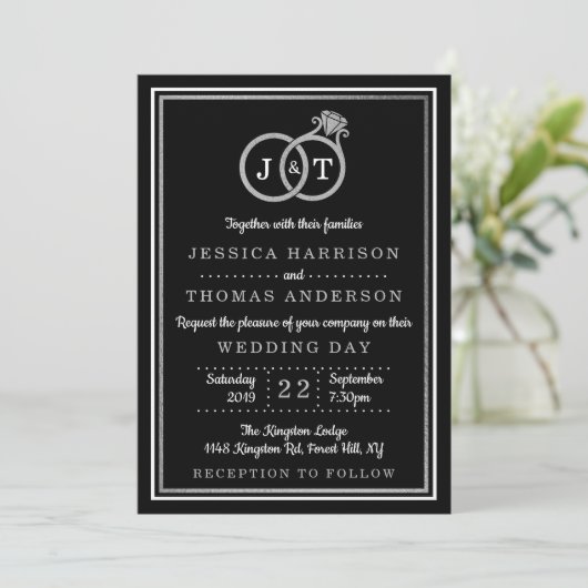Invitation Chic Faux Argent Huile Monogramme Mariage Cercles (Debout devant)