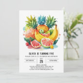 Invitation Chic Fruity Banana Anniversaire (Debout devant)