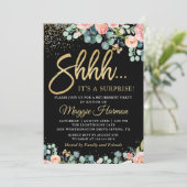 Invitation Chic Gold Coral Floral Surprise Retraite Party (Debout devant)