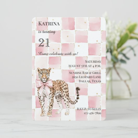 Invitation Chic Leopard Rose Bow Carrés Anniversaire (Debout devant)