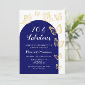 Invitation Chic Navy Blue Gold Butterflies Fabuleux anniversa (Debout devant)