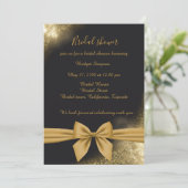 Invitation chic ruban élégant noir doré douche nuptiale (Debout devant)