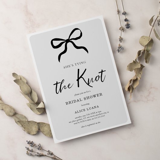 Invitation Chic She's Tying the Knot Black Bow Fête des marié