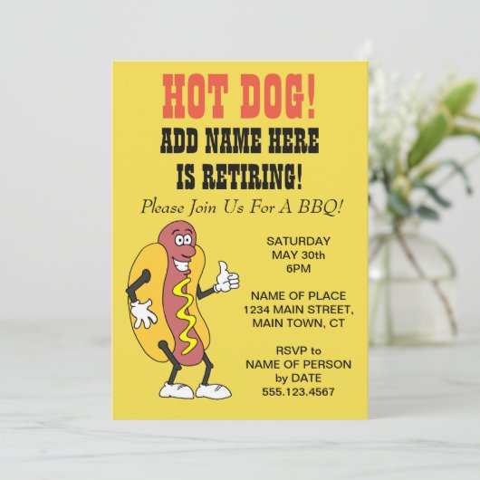 Invitation Chien chaud quelqu'un prend sa retraite sur invita (Debout devant)