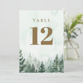 Invitation Chiffres de table de la forêt de pins rustiques (Debout devant)