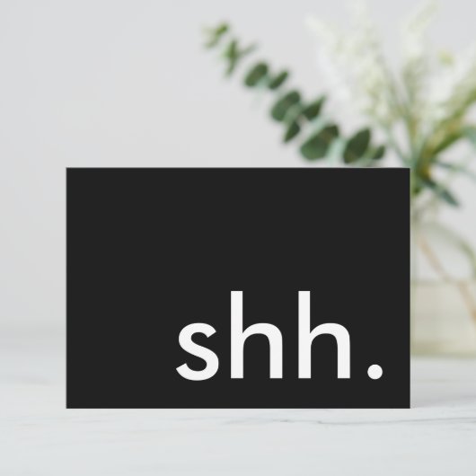 Invitation chut. c'est une fête ! (Debout devant)