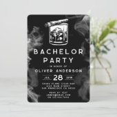 Invitation Cigares modernes de la fête de bachelor et Whiskey (Debout devant)