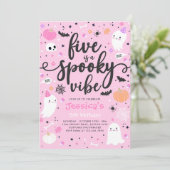 Invitation Cinq Est Un Vibe Spoe Halloween Fantôme Anniversai (Debout devant)