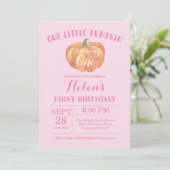 Invitation citrouille premier anniversaire rose (Debout devant)