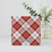 Invitation Clan MacPherson Robe Rouge Tartan (Debout devant)