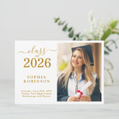 Invitation Class of 2026 Photo Modern Graduation Announcement (Debout devant)