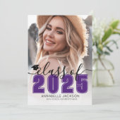 Invitation Class Of 2026 Purple Graduate Photo Graduation (Debout devant)