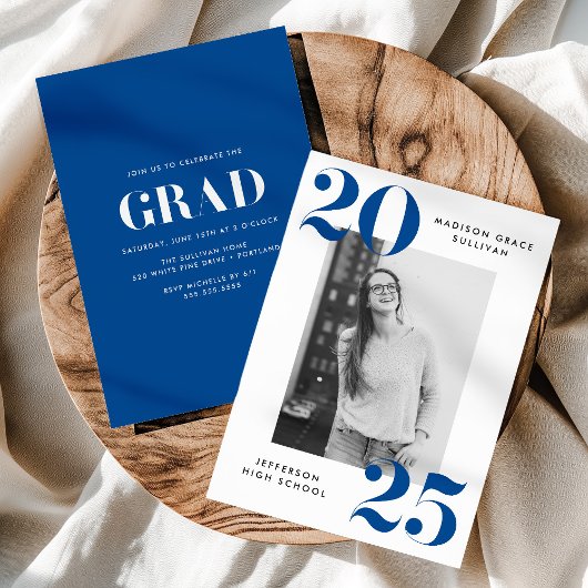 Invitation Classe Bold de 2025 Blue Photo Graduation Party