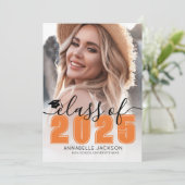 Invitation Classe De 2025 Orange Diplômé En Photo (Debout devant)