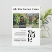 Invitation Classe de graduation budgétaire 2025 Photo journal (Debout devant)