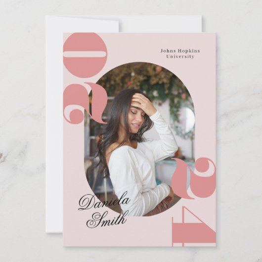 Invitation Classe de Typographie Rose Bold de 2024 Graduation (Devant)