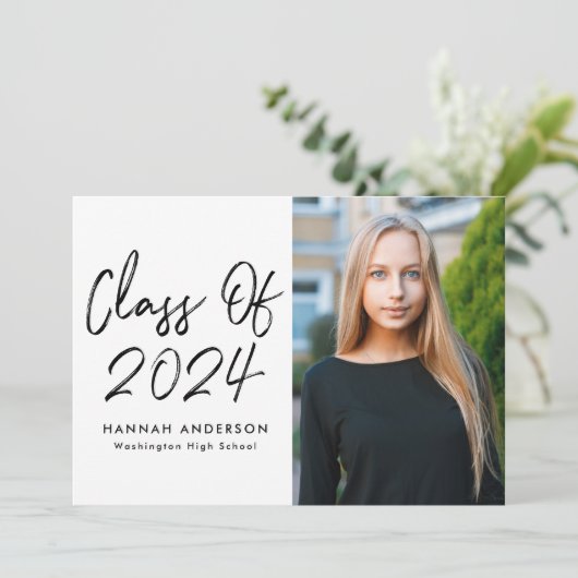 Invitation Classe moderne de 2023 Black Script Graduation Par (Debout devant)