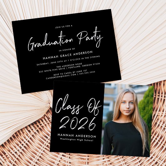 Invitation Classe Noire de Script Moderne de 2025 Graduation 