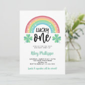 Invitation Clocher vert et arc-en-ciel Lucky One First Birthd (Debout devant)