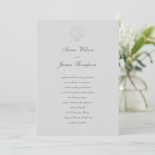 Invitation Coastal Nautical Seashell Classic Script Mariage (Debout devant)