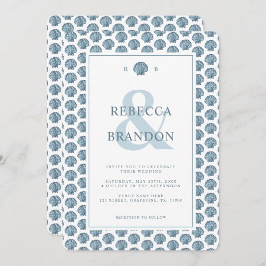 Invitation Coastal Seashell Motif Monogramme QR Code Mariage (Devant / Derrière)