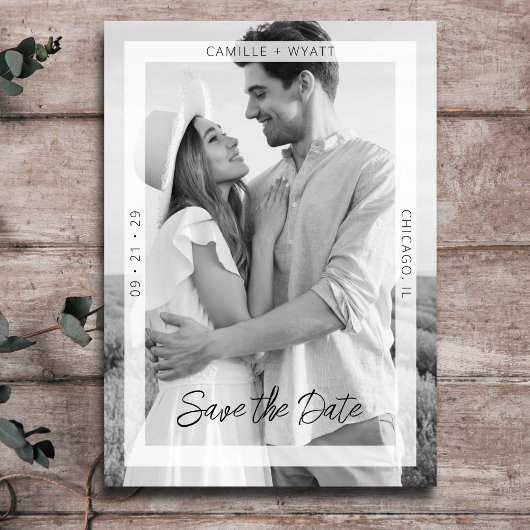 Invitation Code QR de photo noir minimal Enregistrer la date