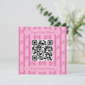 Invitation Code QR du détective amusant et fantaisiste (Debout devant)
