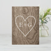 Invitation Coeur avec initiales sur bois mariage couples douc (Debout devant)