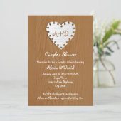 Invitation Coeur en papier sur bois mariage couple douche (Debout devant)