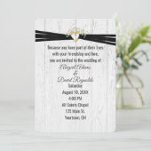 Invitation Coeur mariage avec ruban noir sur bois (Debout devant)