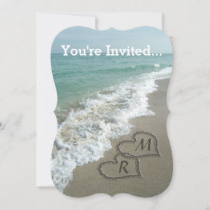 Invitation Cœurs entrelacés sur le sable de la plage