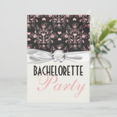 Invitation coeurs noirs roses damask bachelorette (Debout devant)