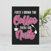 Invitation Coffee Nail Tech Manicuriste Pedicurist Cadeau pol (Debout devant)