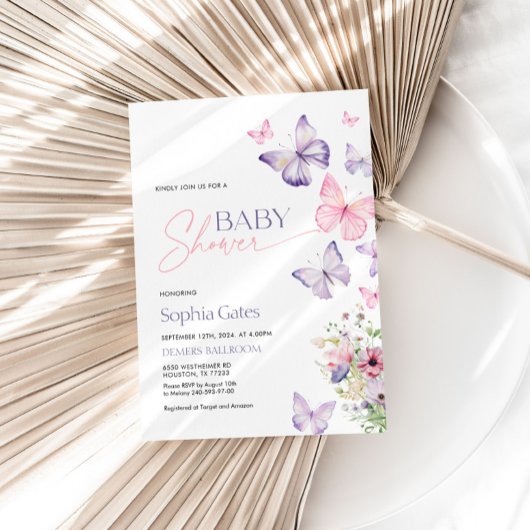 Invitation colorée de Baby shower avec papillons