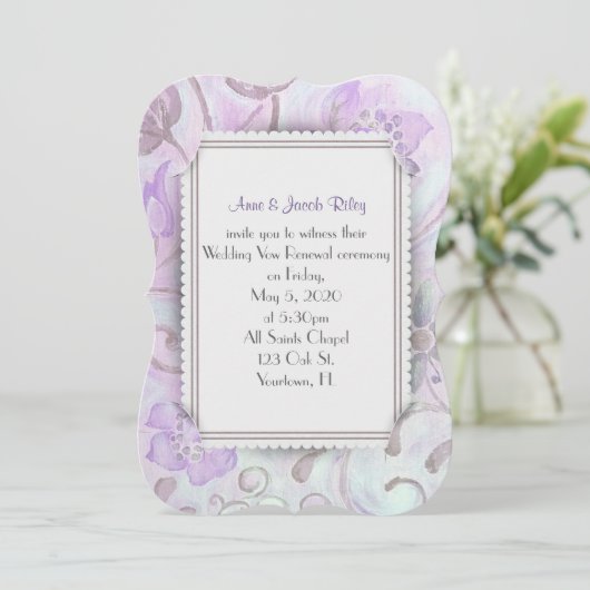 Invitation conception d'angle à ossature fleurie violette et  (Debout devant)