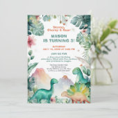 Invitation Conception d'anniversaire de dinosaure à l'aquarel (Debout devant)