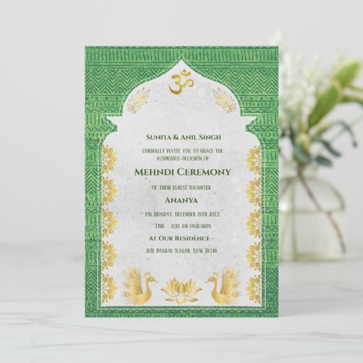 Invitation Conception de paon pour la cérémonie de mehndi de (Debout devant)