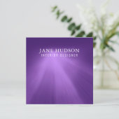 Invitation Conception élégante propre moderne violet uni luxu (Debout devant)