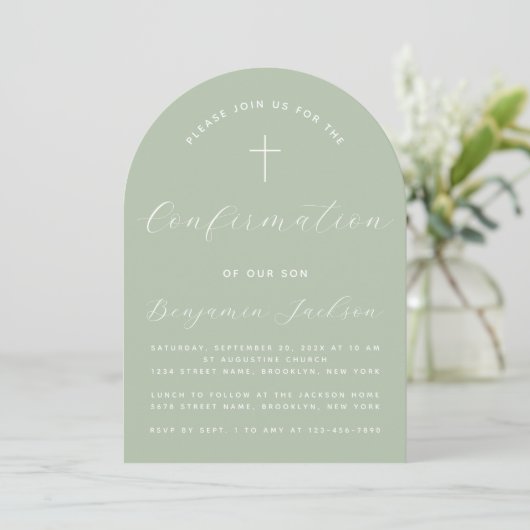 Invitation Confirmation Arch Sage Vert Simple Script moderne (Debout devant)