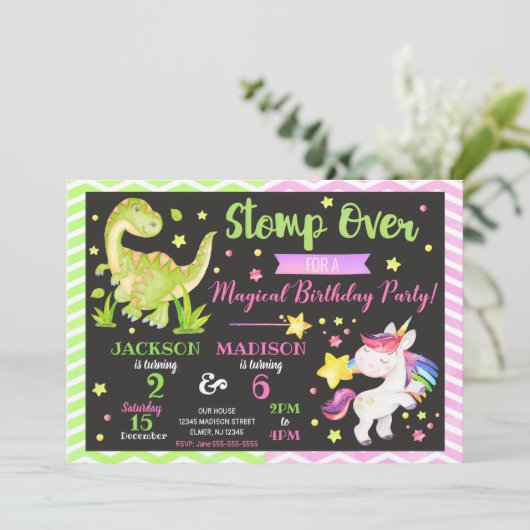 Invitation conjointe d'anniversaire de Dinosaur et (Debout devant)