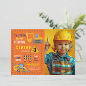 Invitation Constructeur de construction Digger Camion fête d' (Debout devant)