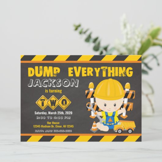 Invitation Construction 2e tableau de bord de l'invitation d' (Debout devant)