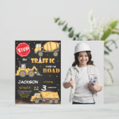 Invitation Construction modifiable Anniversaire Photo Invitat (Debout devant)