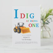 Invitation Construction Truck 'I Dig Being One' Birthday  (Debout devant)