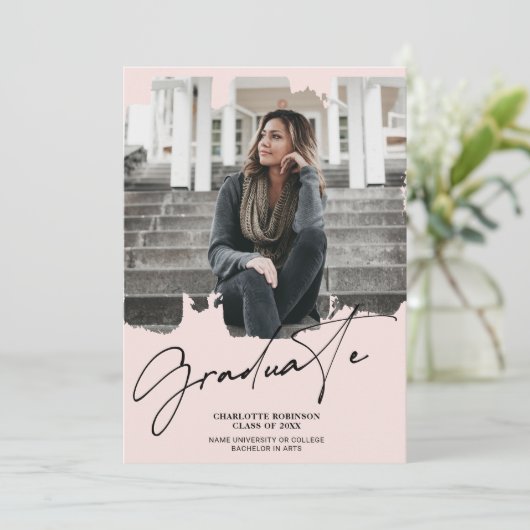 Invitation Cool blush rose script de diplôme de deuxième cycl (Debout devant)
