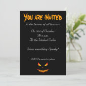 Invitation Cool effrayant Jack O'Lantern face Halloween Invit (Debout devant)