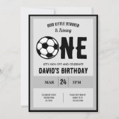 Invitation Cool Modern Little Striker Football 1er anniversai (Devant)
